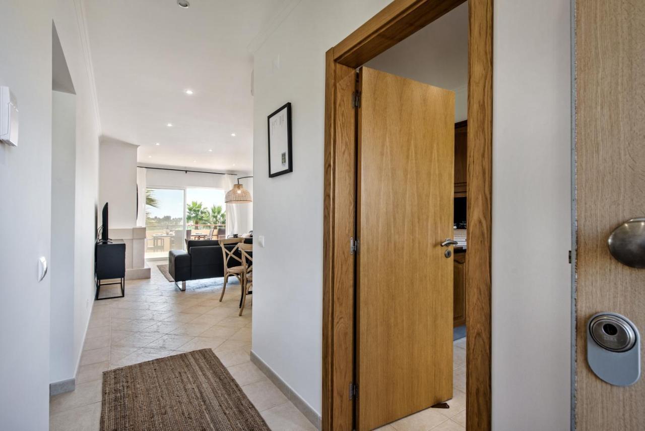 Modern And Spacious Two Bedroom Apartment Carvoeiro  Buitenkant foto